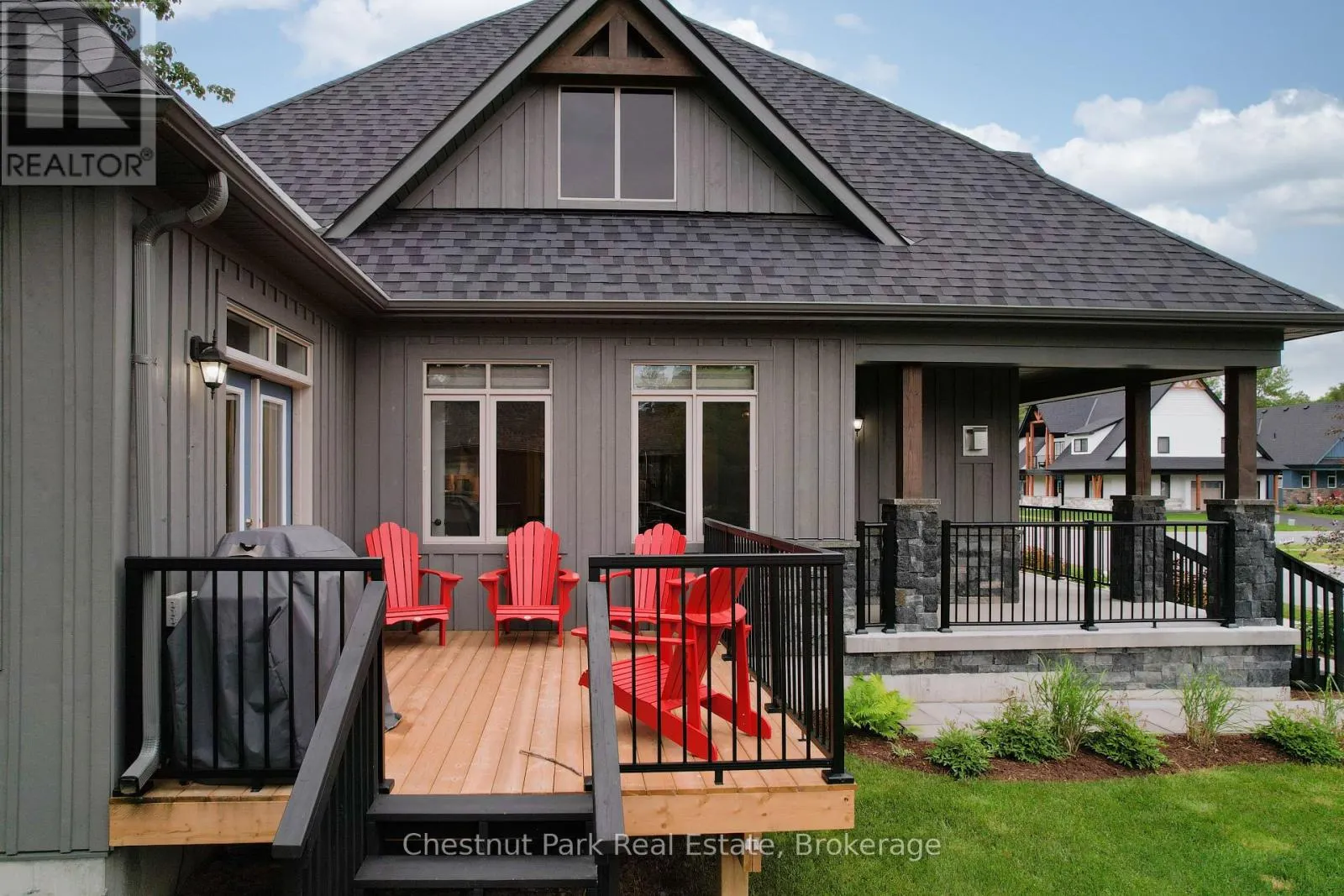 3 BAYPOINT COURT