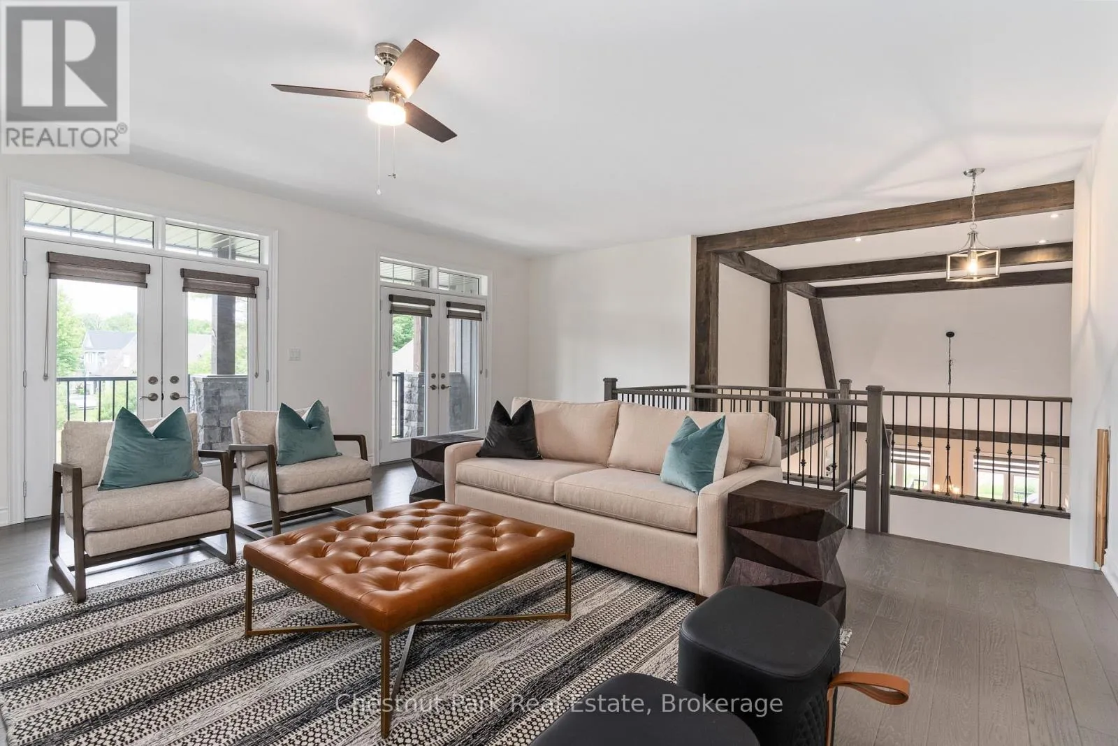 3 BAYPOINT COURT