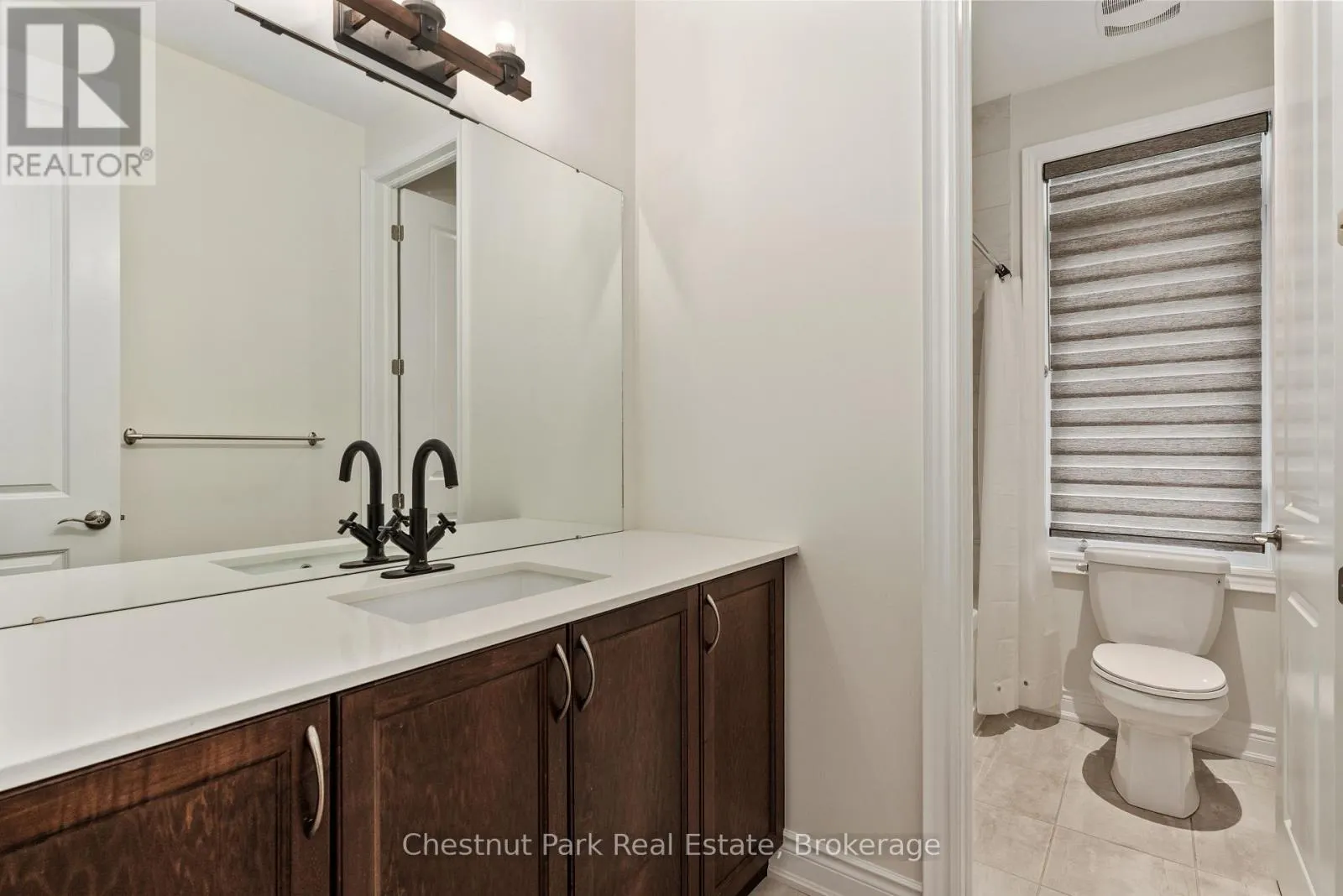 3 BAYPOINT COURT