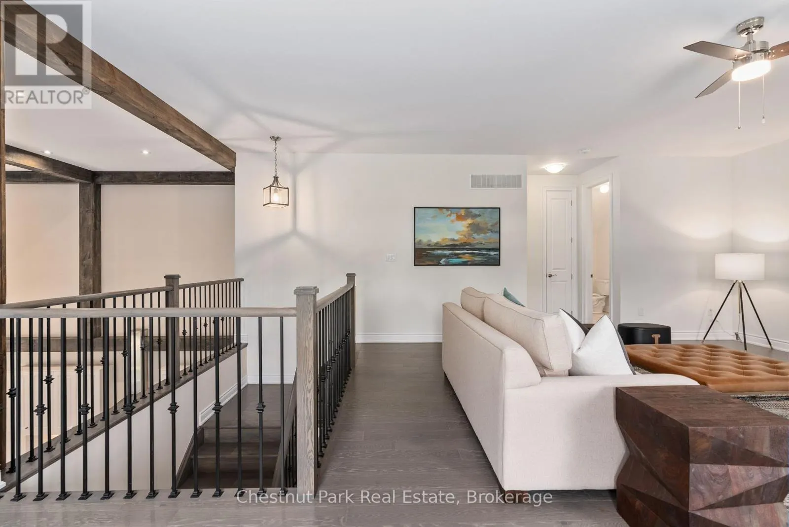 3 BAYPOINT COURT