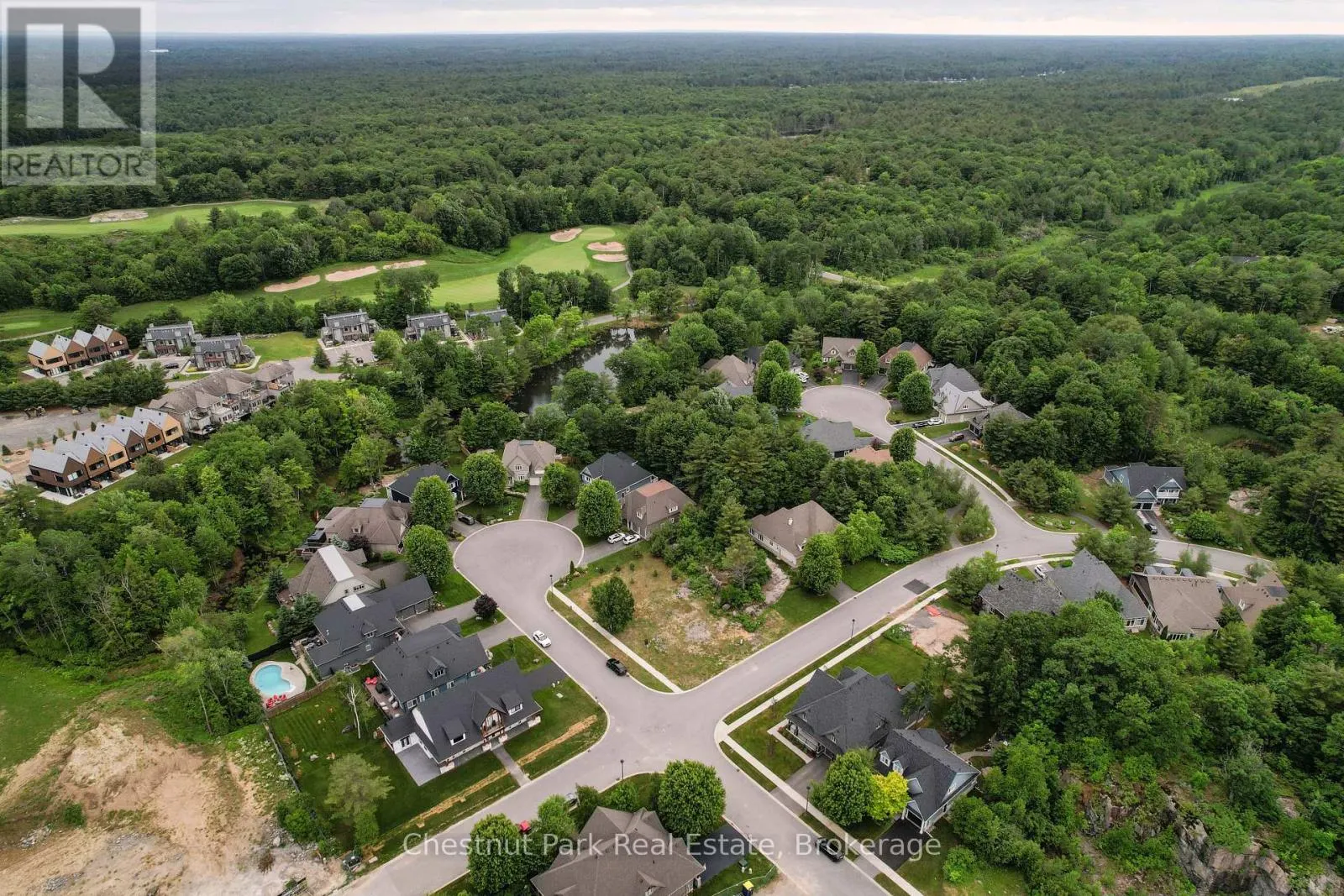 3 BAYPOINT COURT