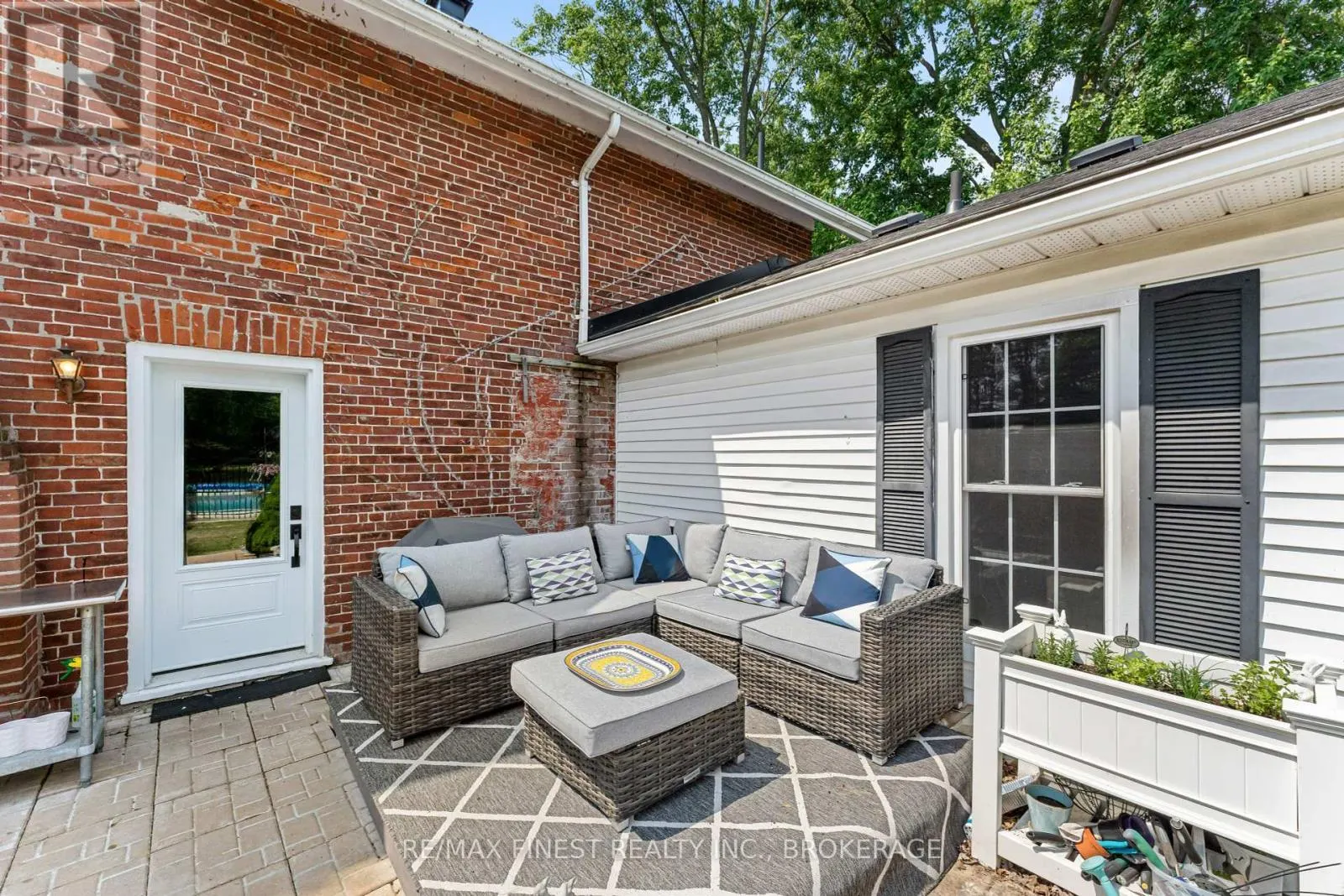 7407 COUNTY ROAD 2