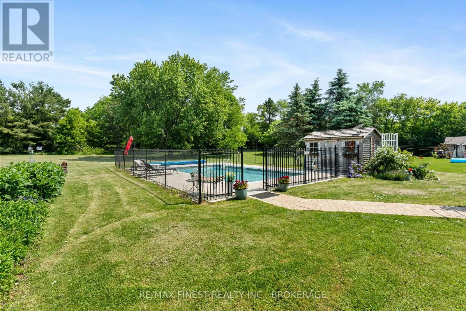 7407 COUNTY ROAD 2