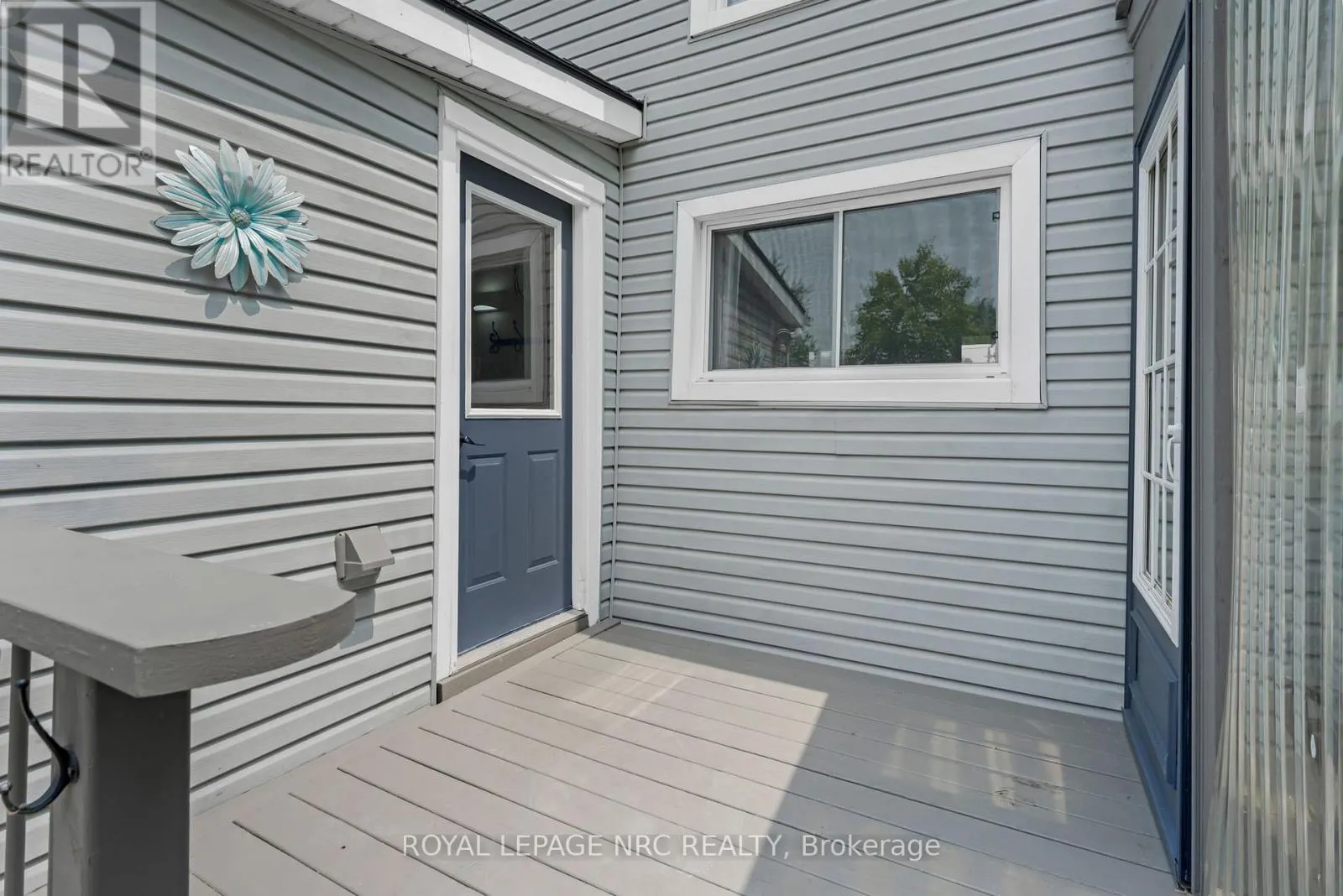 17 WINDSOR AVENUE