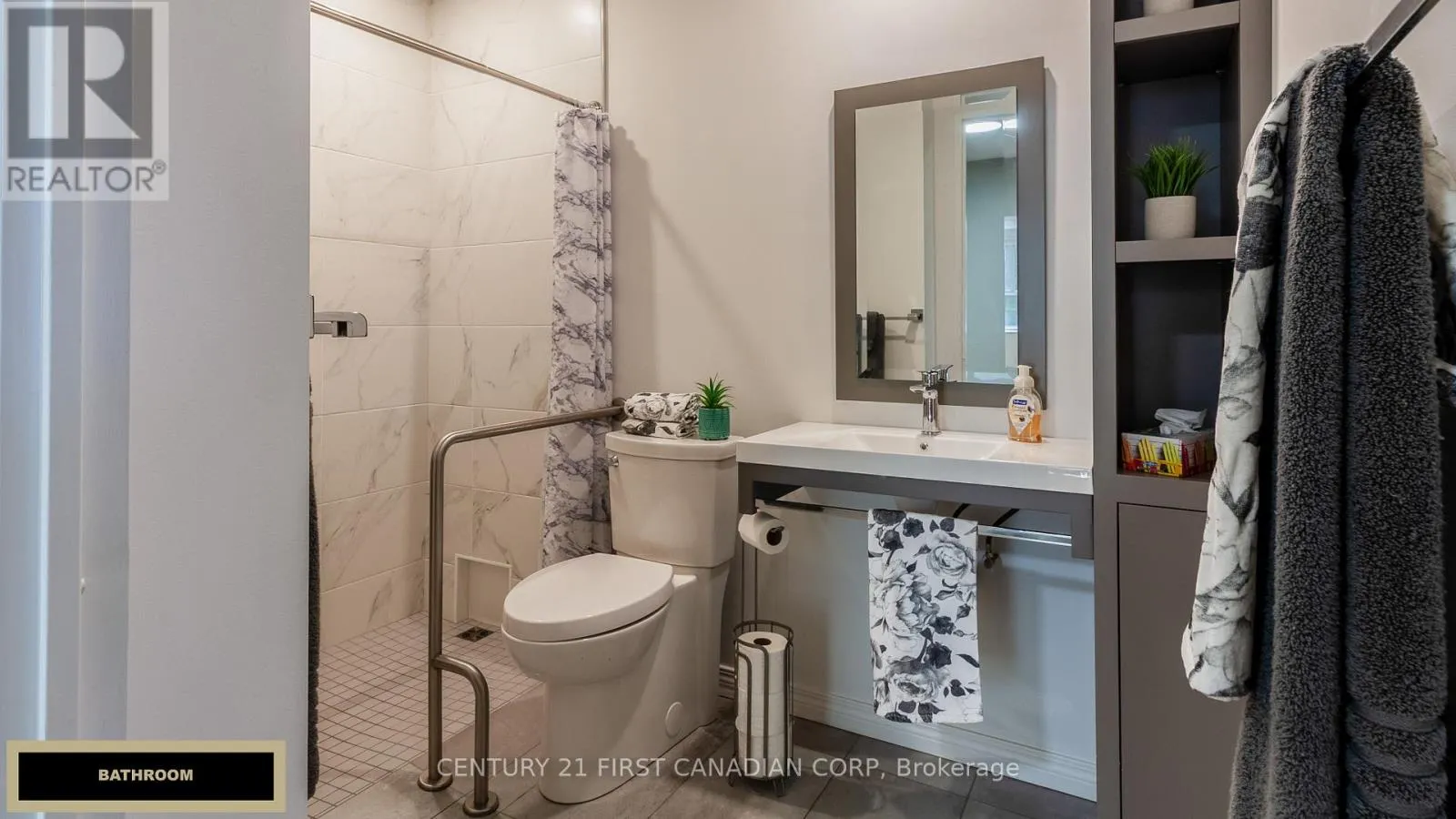 210 - 1180 COMMISSIONERS ROAD W, #210