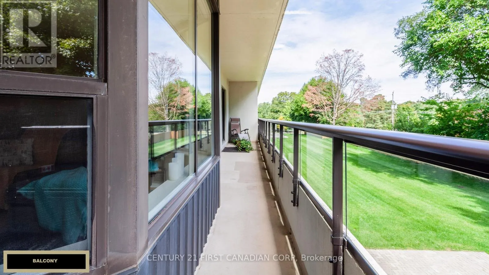 210 - 1180 COMMISSIONERS ROAD W, #210