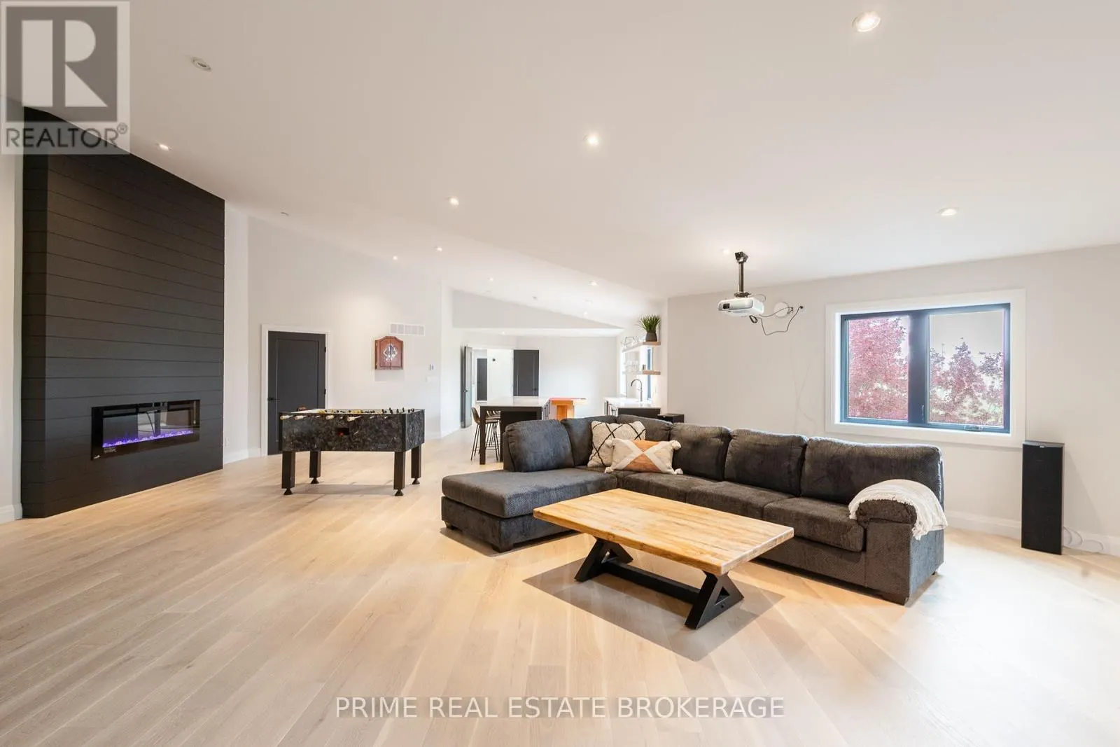 75836 LONDON RR 1 ROAD