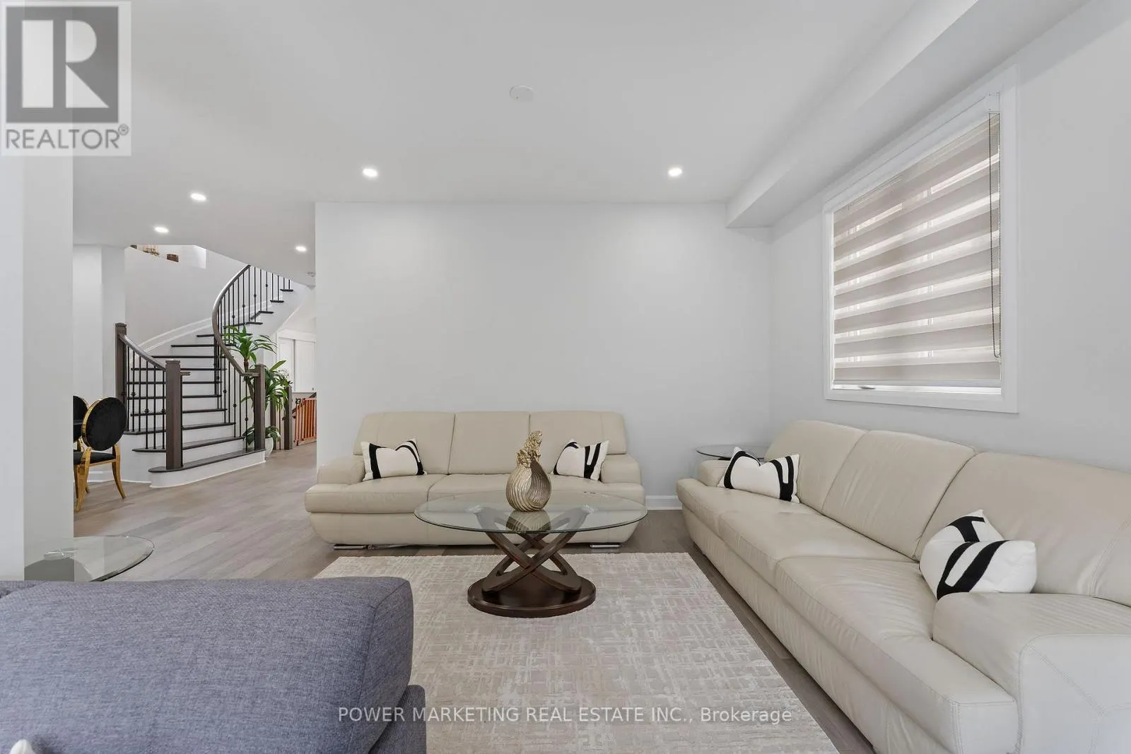232 AQUARIUM AVENUE