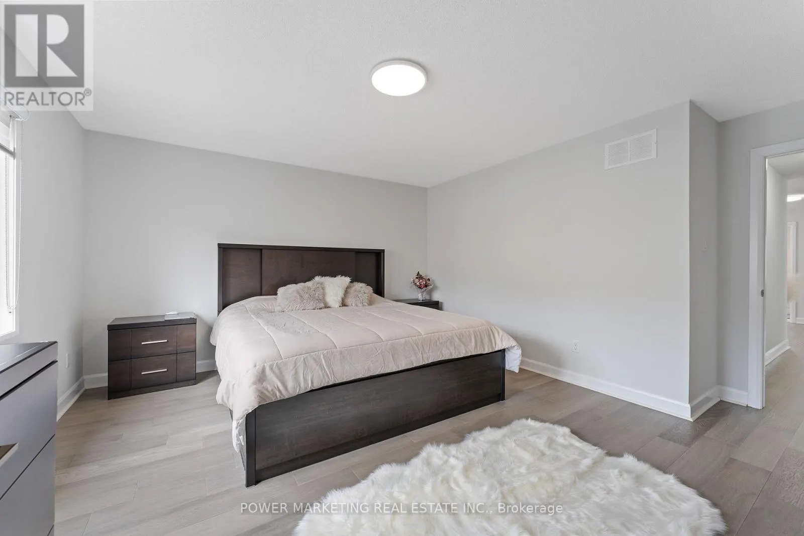 232 AQUARIUM AVENUE
