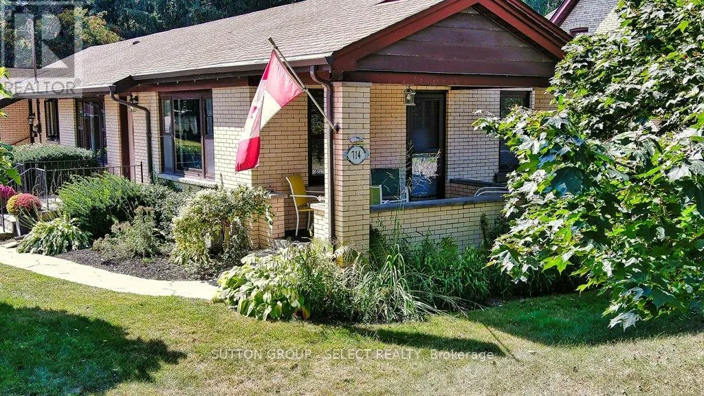714 SPRINGBANK DRIVE