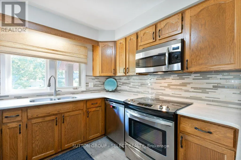 714 SPRINGBANK DRIVE