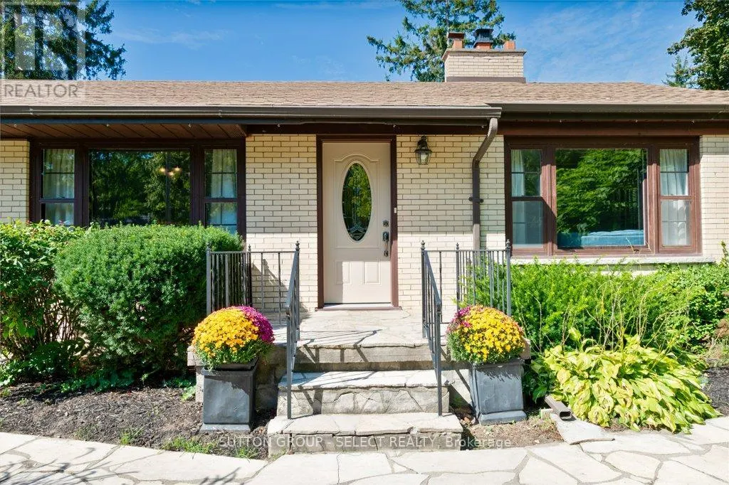 714 SPRINGBANK DRIVE