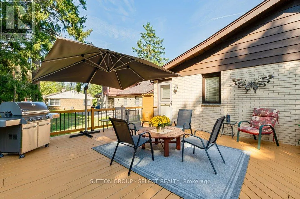 714 SPRINGBANK DRIVE