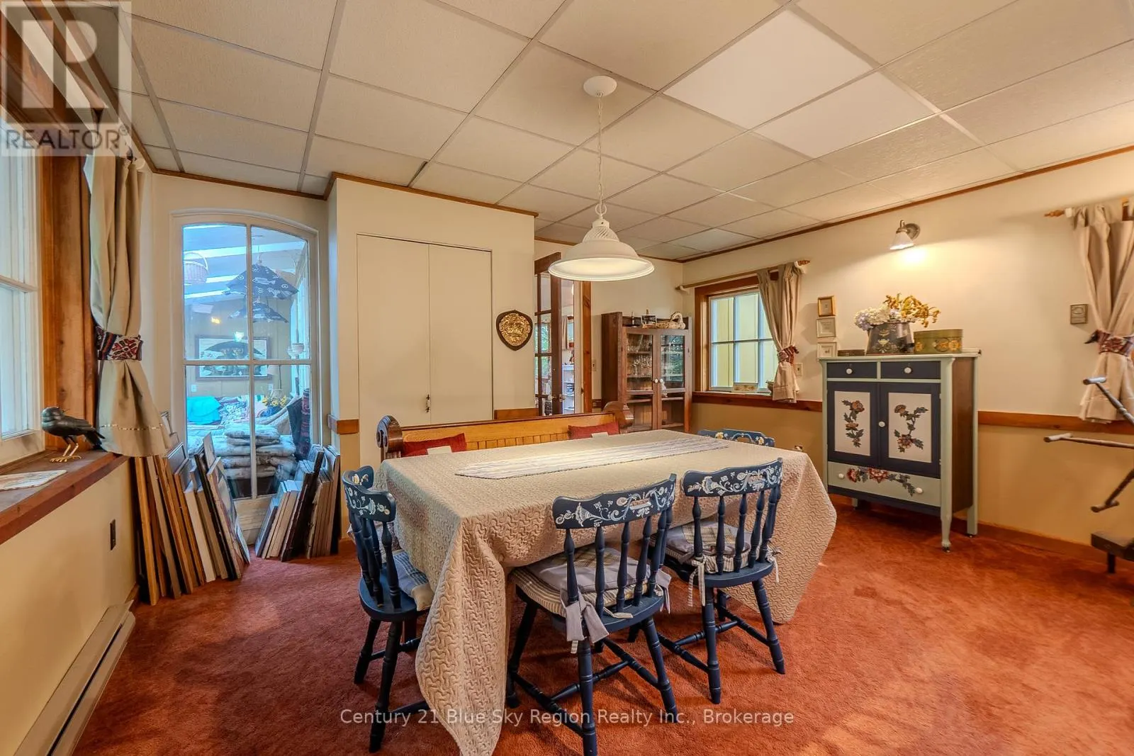 435 LEES ROAD