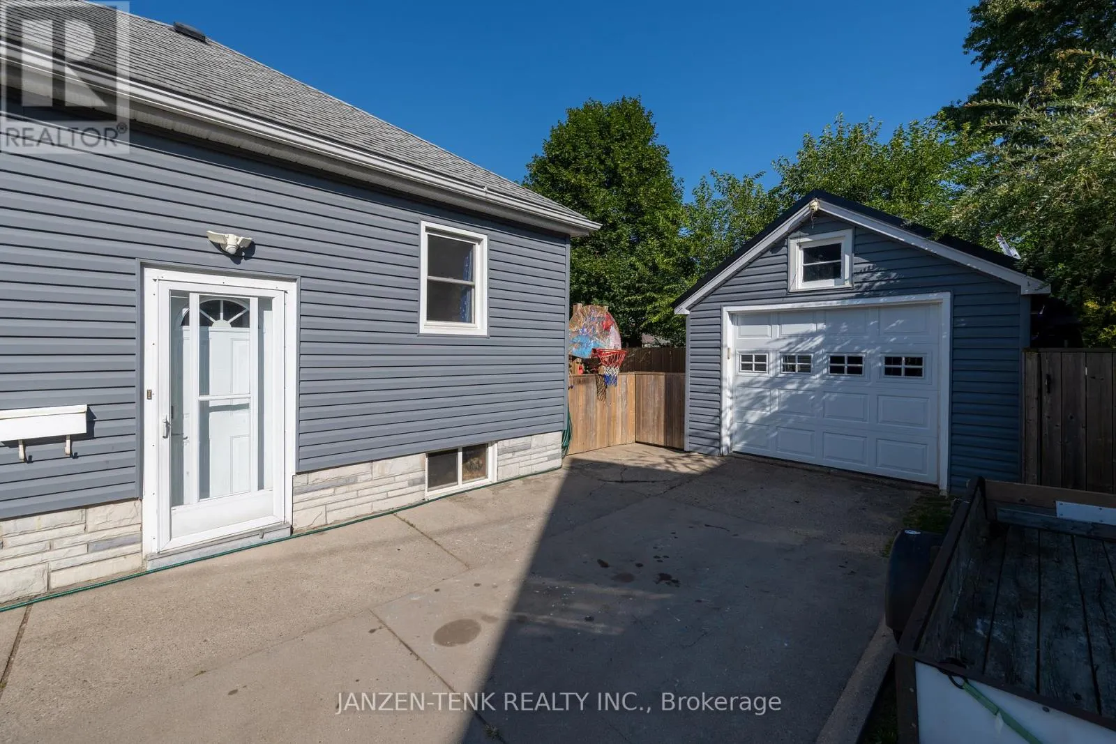 154 ELM STREET