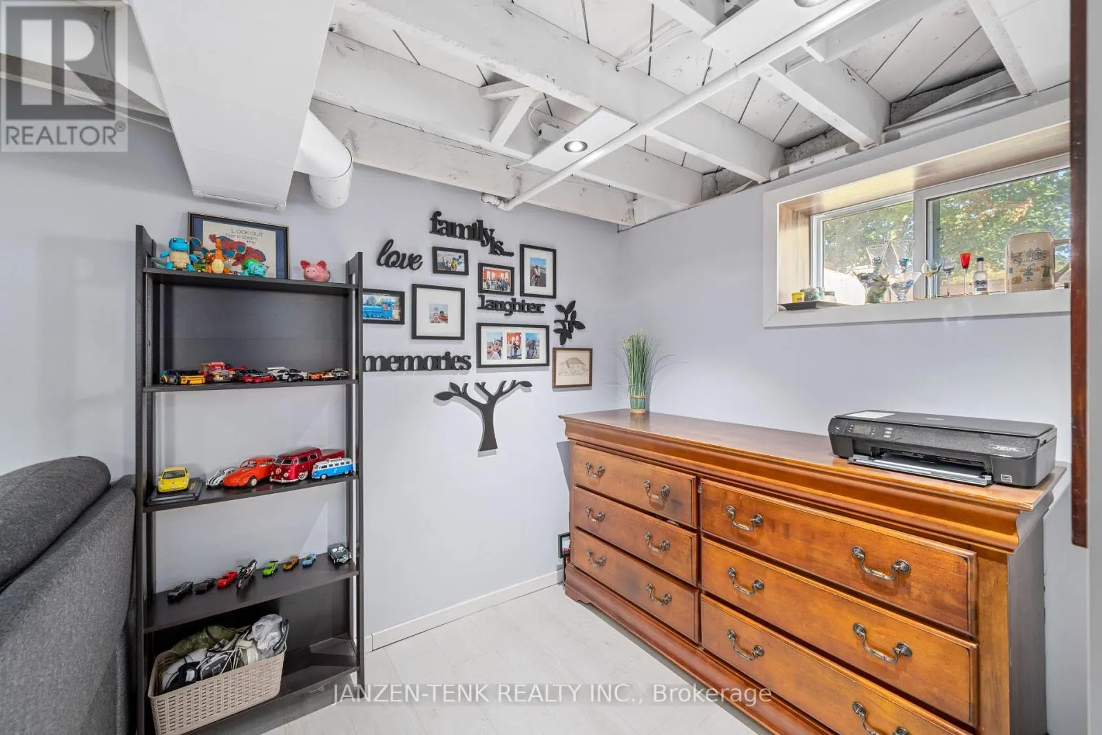 154 ELM STREET