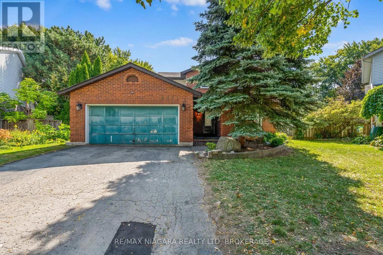 4551 VINTAGE COURT