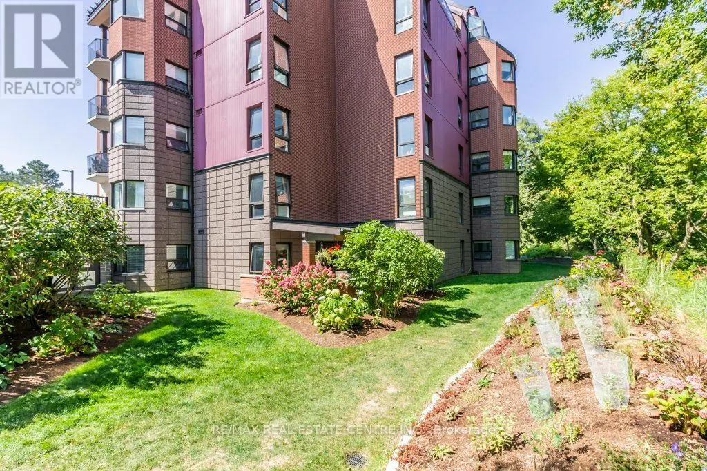 11 - 52 BLUE SPRINGS DRIVE