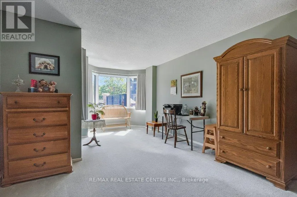 11 - 52 BLUE SPRINGS DRIVE