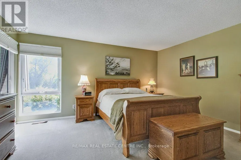 11 - 52 BLUE SPRINGS DRIVE