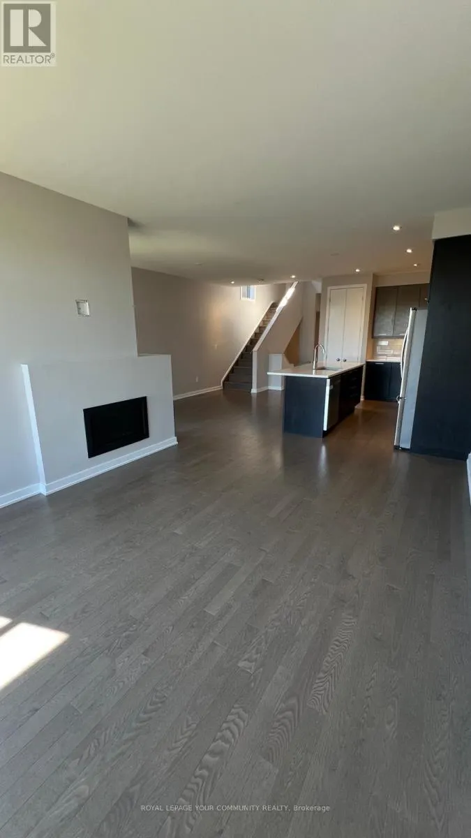 172 SHUTTLEWORTH DRIVE