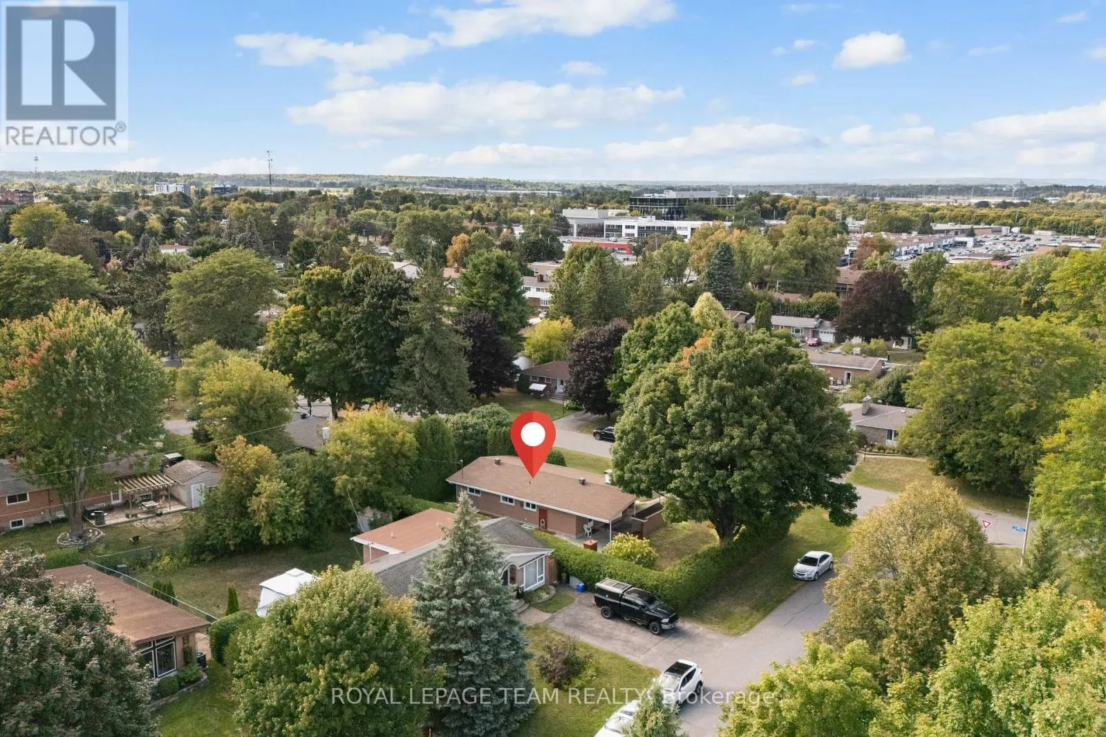 30 ELLERY CRESCENT