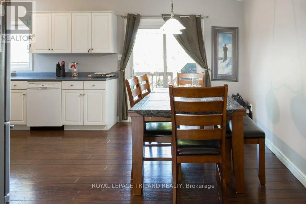 28 SCHREYER DRIVE