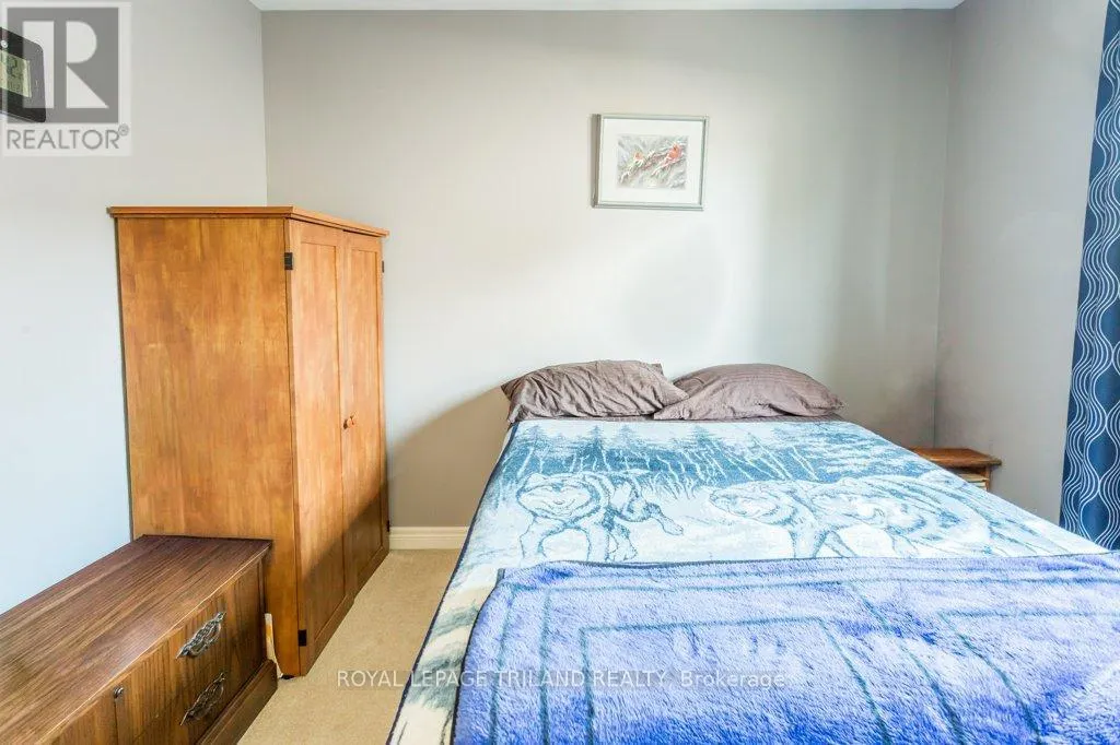 28 SCHREYER DRIVE