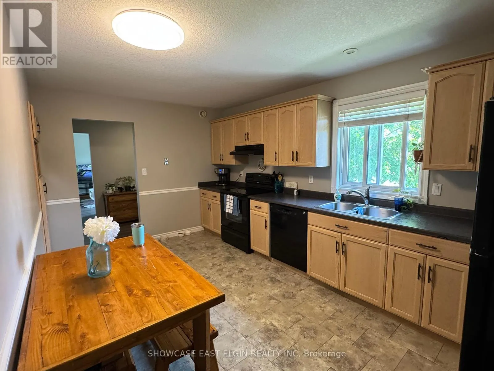 28 MELANIE DRIVE