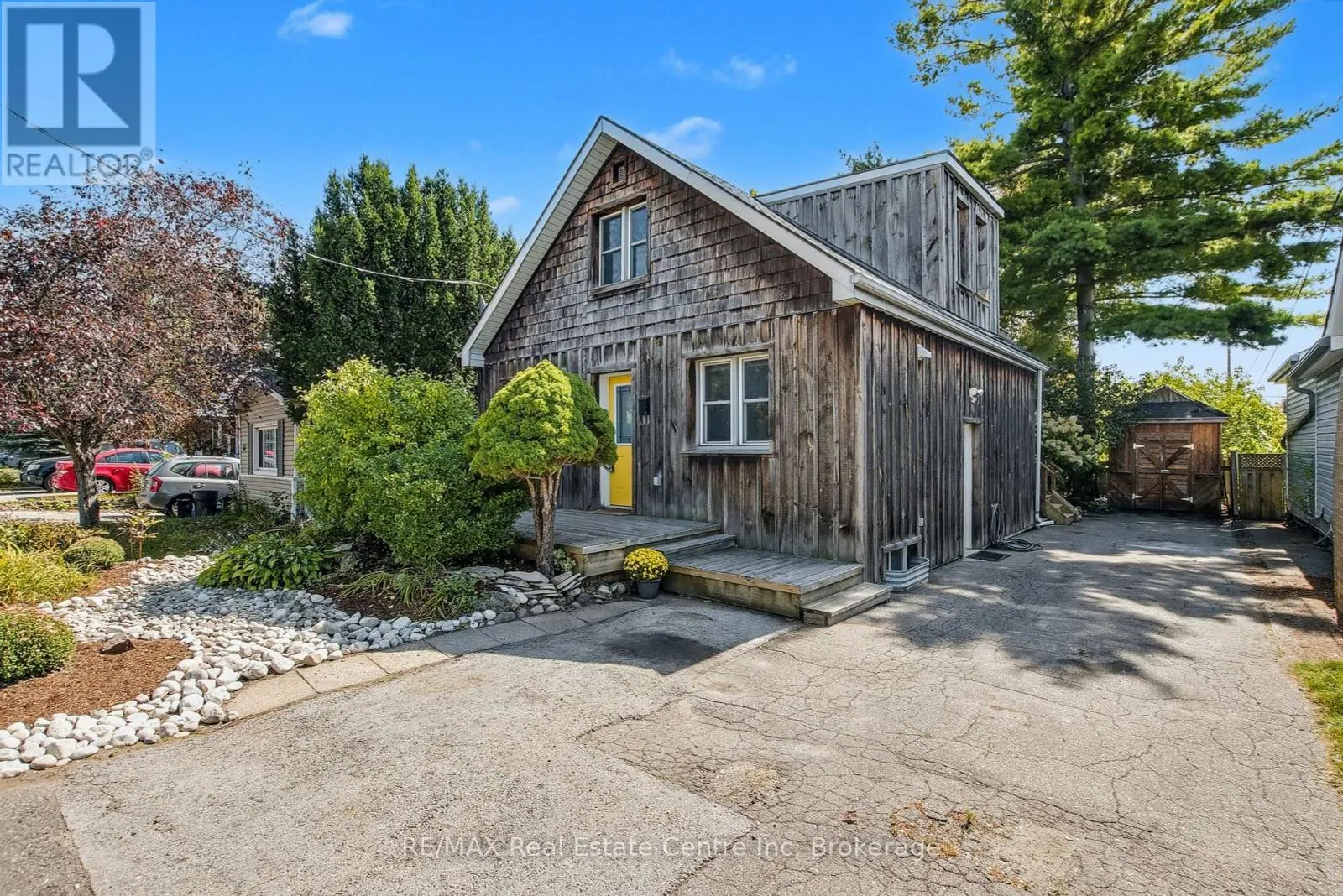 52 AVENUE ROAD