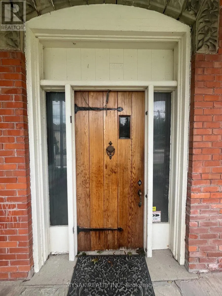 315 CENTRE STREET
