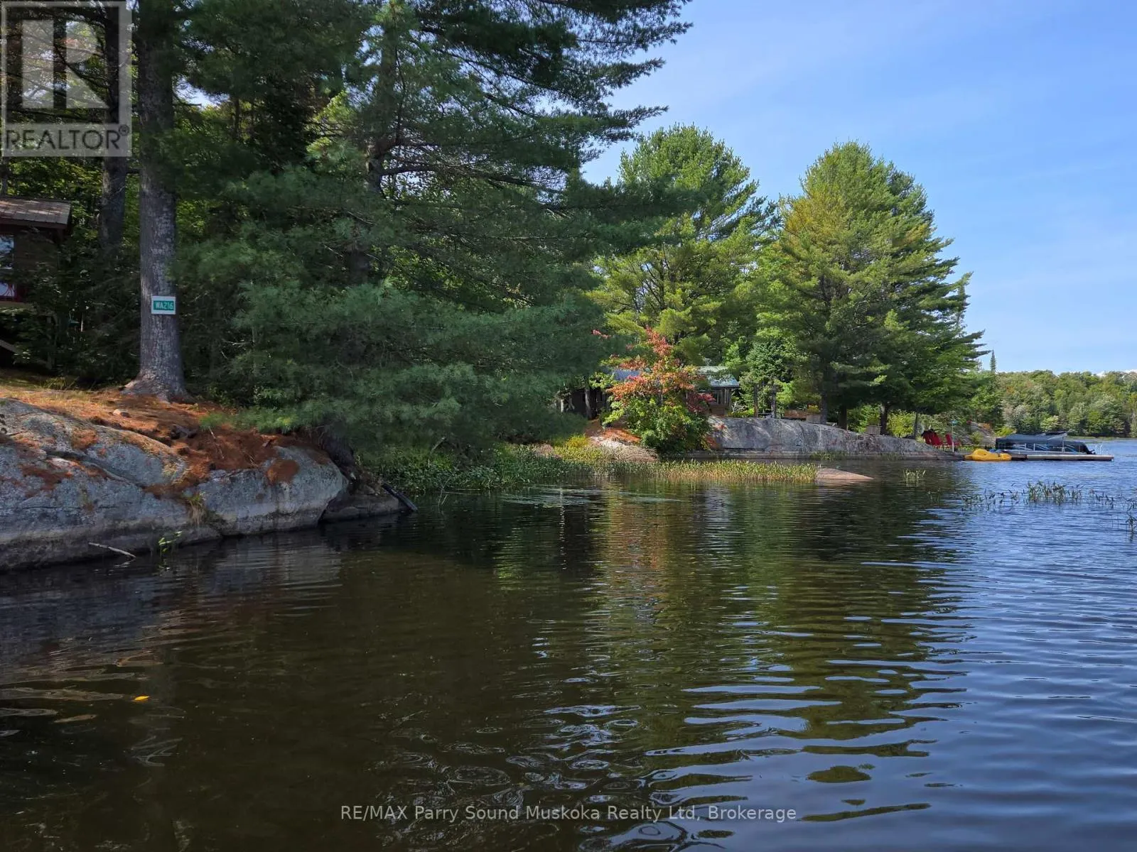 216 LORIMER LAKE