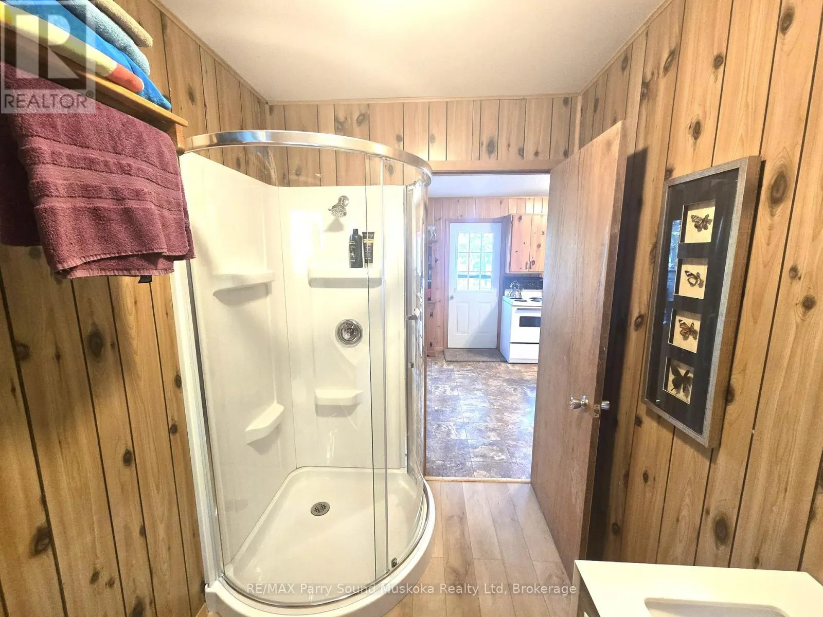216 LORIMER LAKE