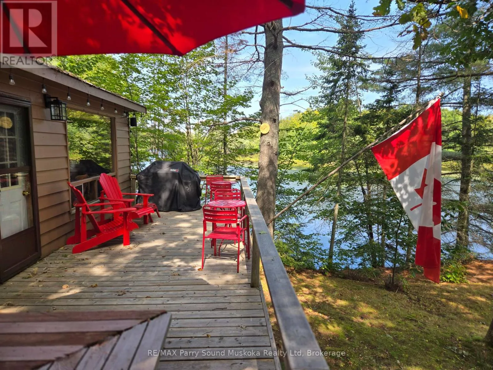 216 LORIMER LAKE