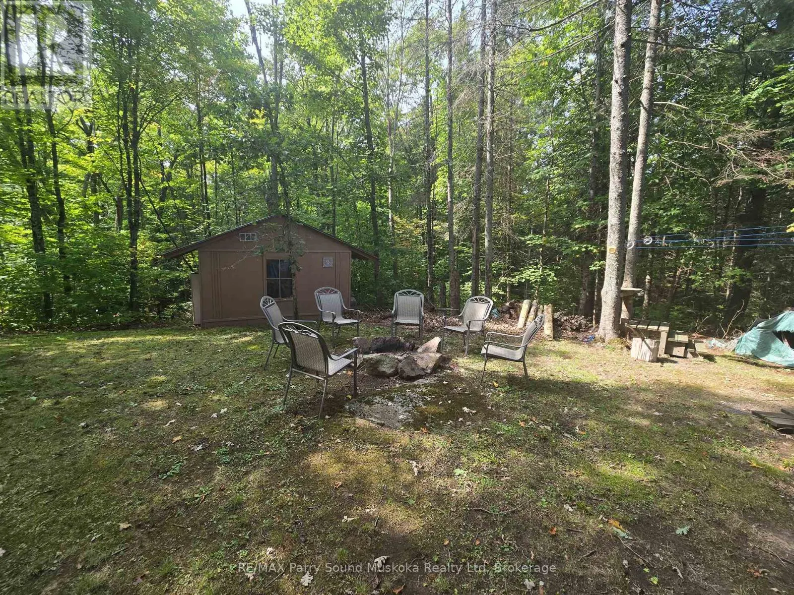 216 LORIMER LAKE