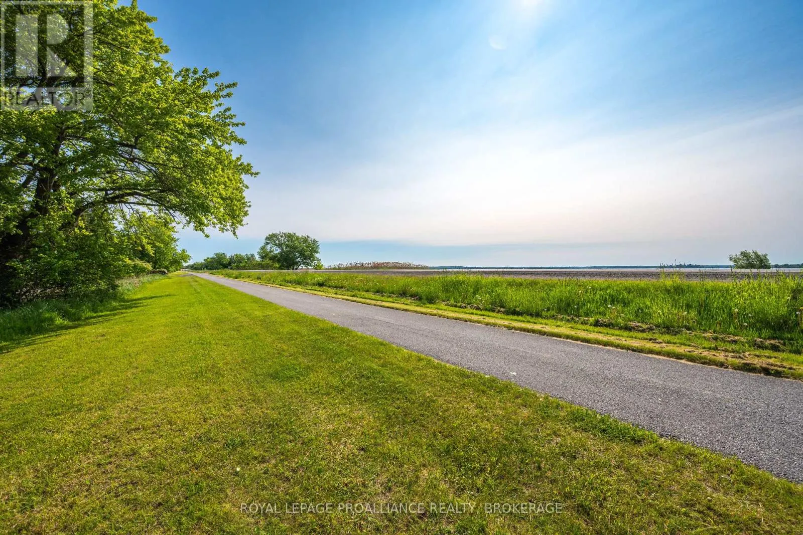 1168 THOUSAND ISLAND PARKWAY