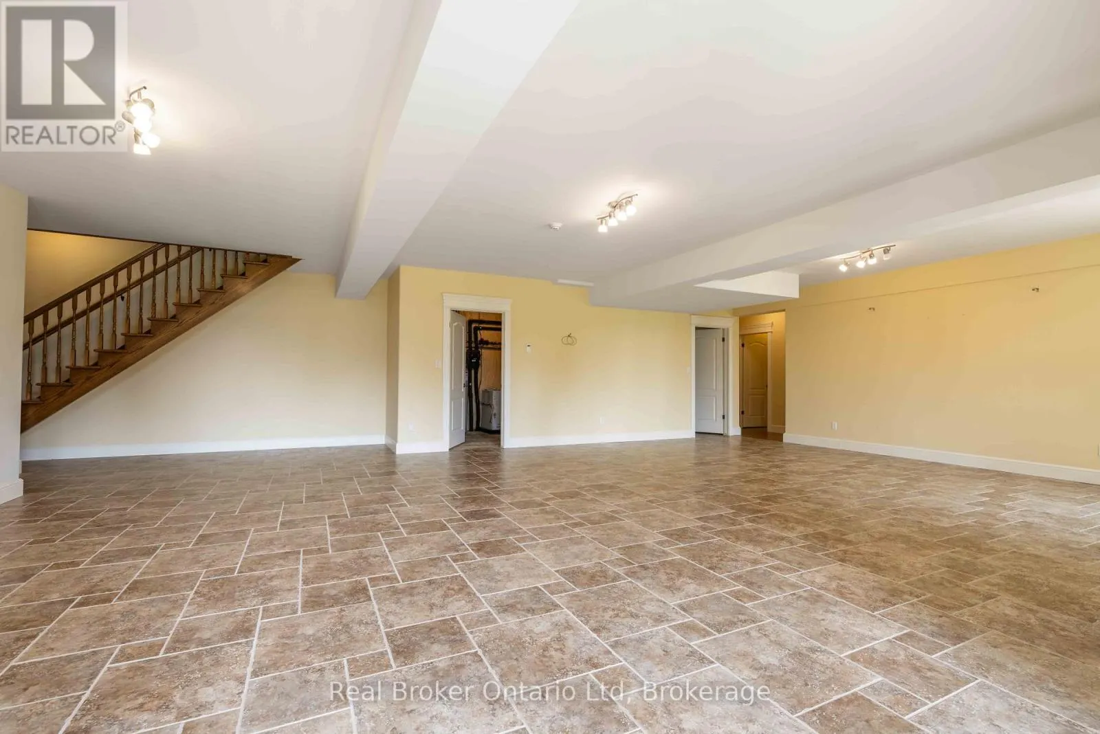 361 BALMY BEACH ROAD