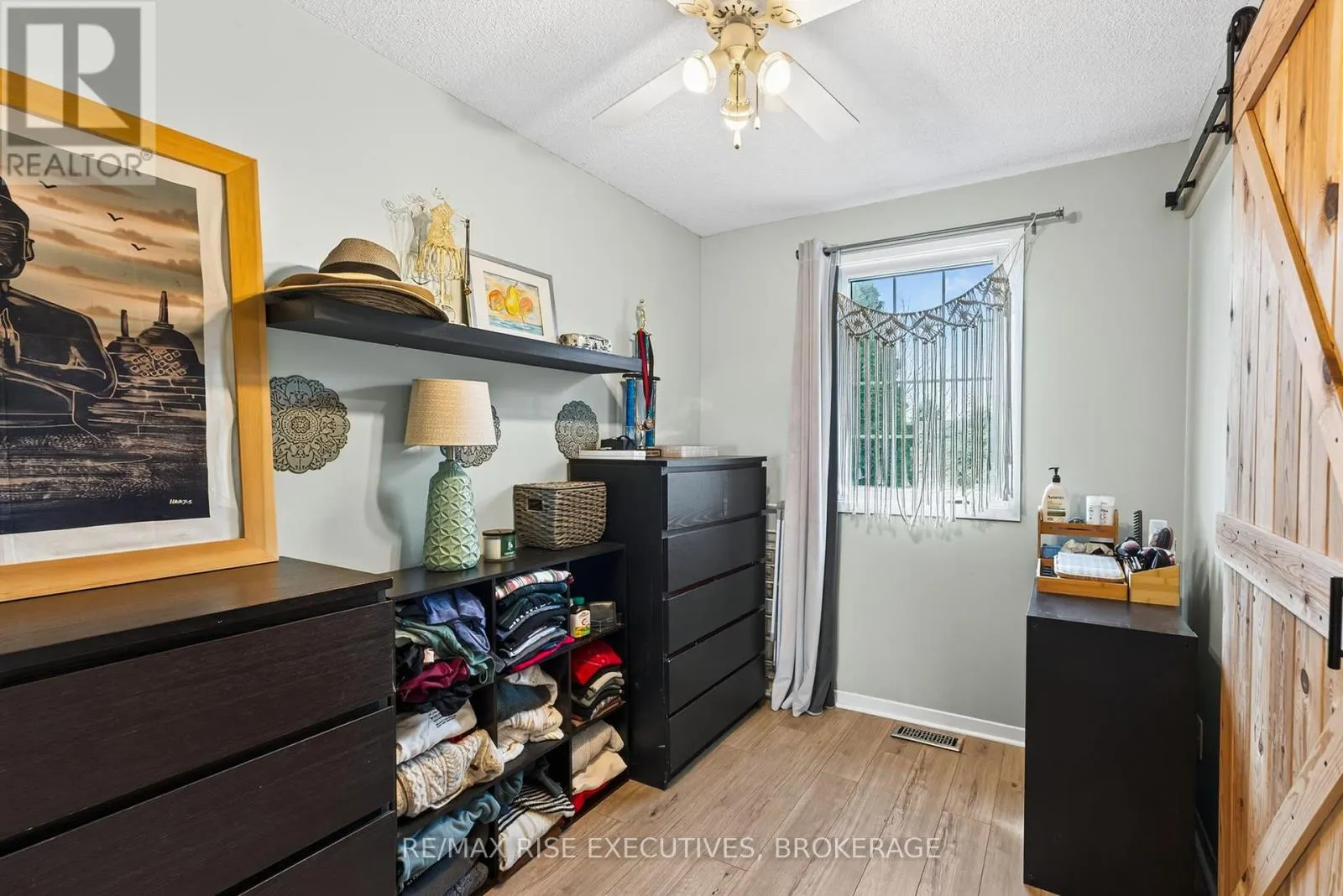 794 LITTLESTONE CRESCENT