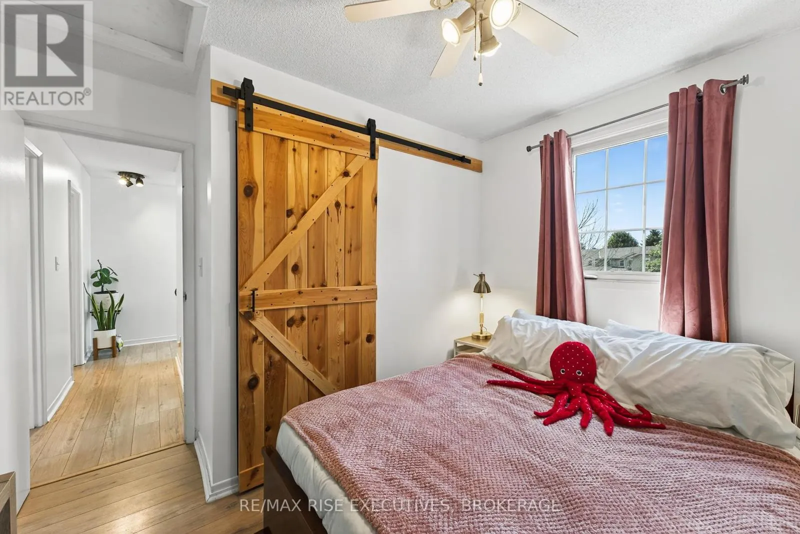 794 LITTLESTONE CRESCENT