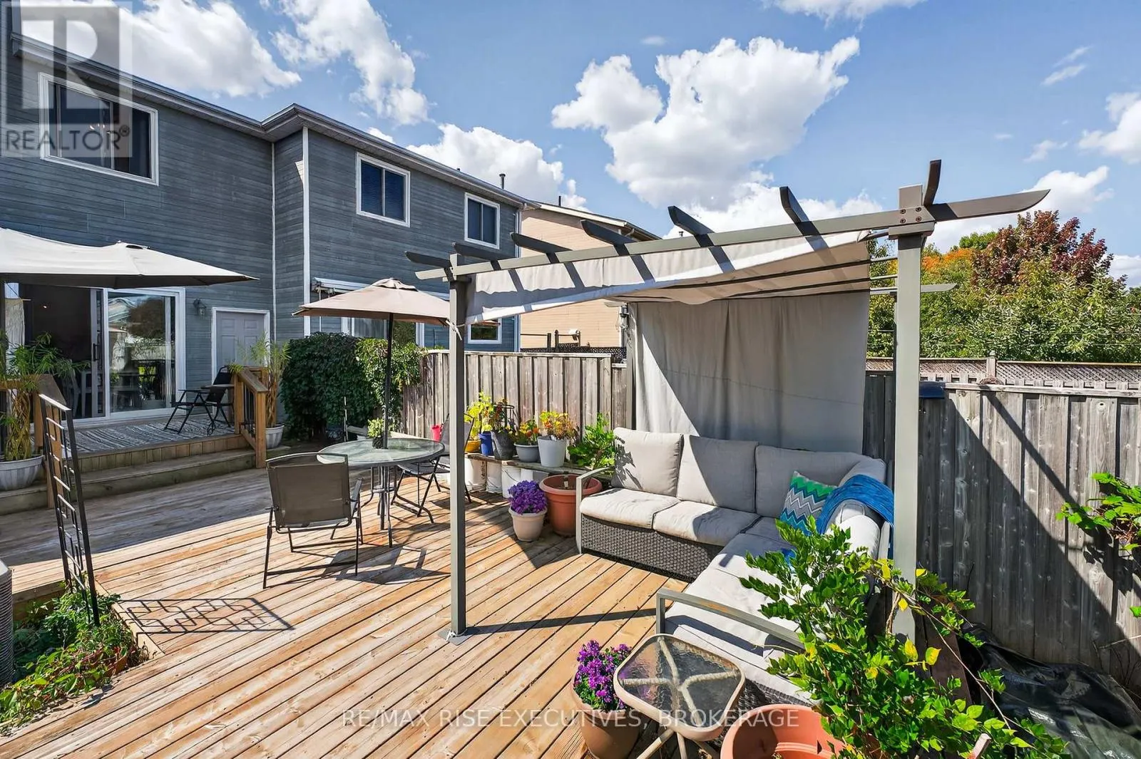 794 LITTLESTONE CRESCENT