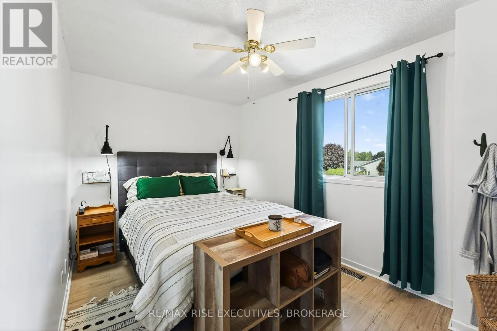 794 LITTLESTONE CRESCENT