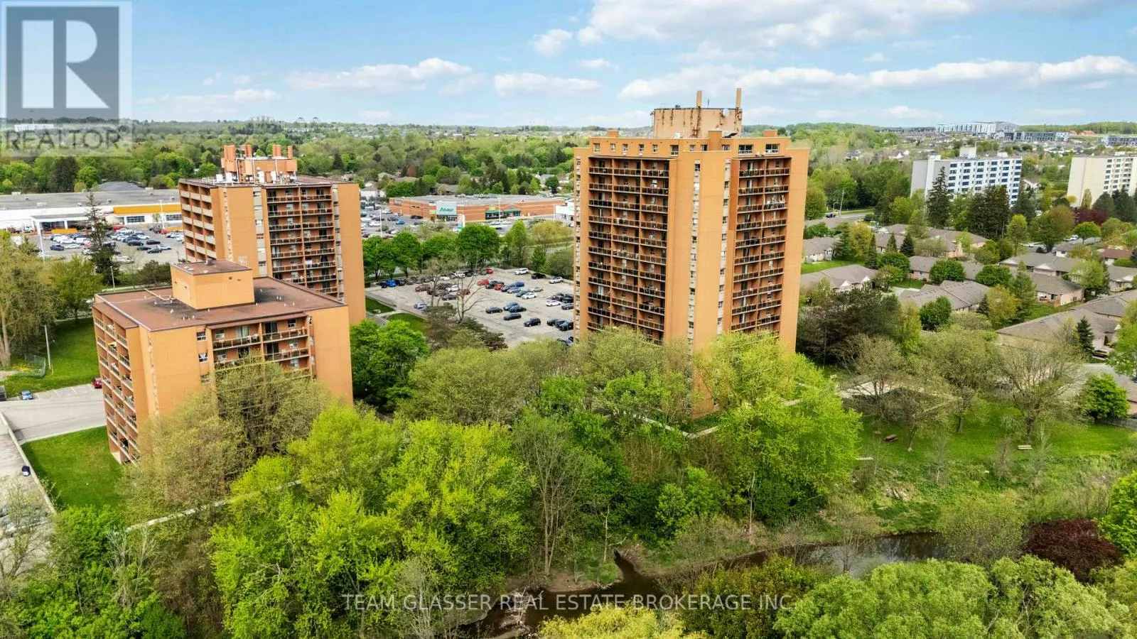 112 - 1560 ADELAIDE STREET N, #112