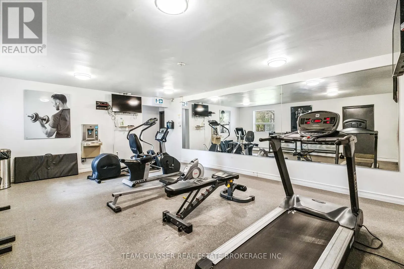 112 - 1560 ADELAIDE STREET N, #112