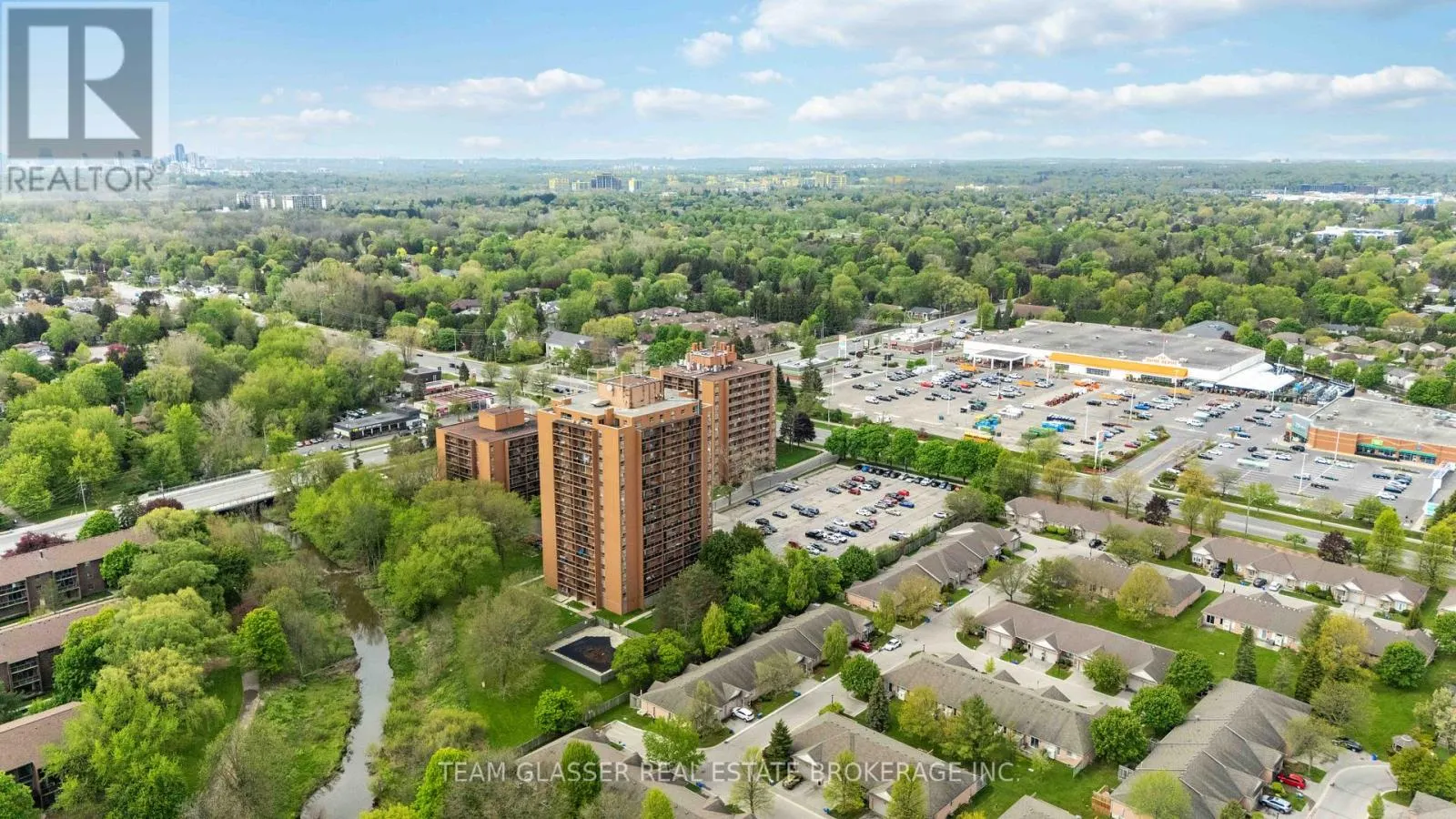 112 - 1560 ADELAIDE STREET N, #112