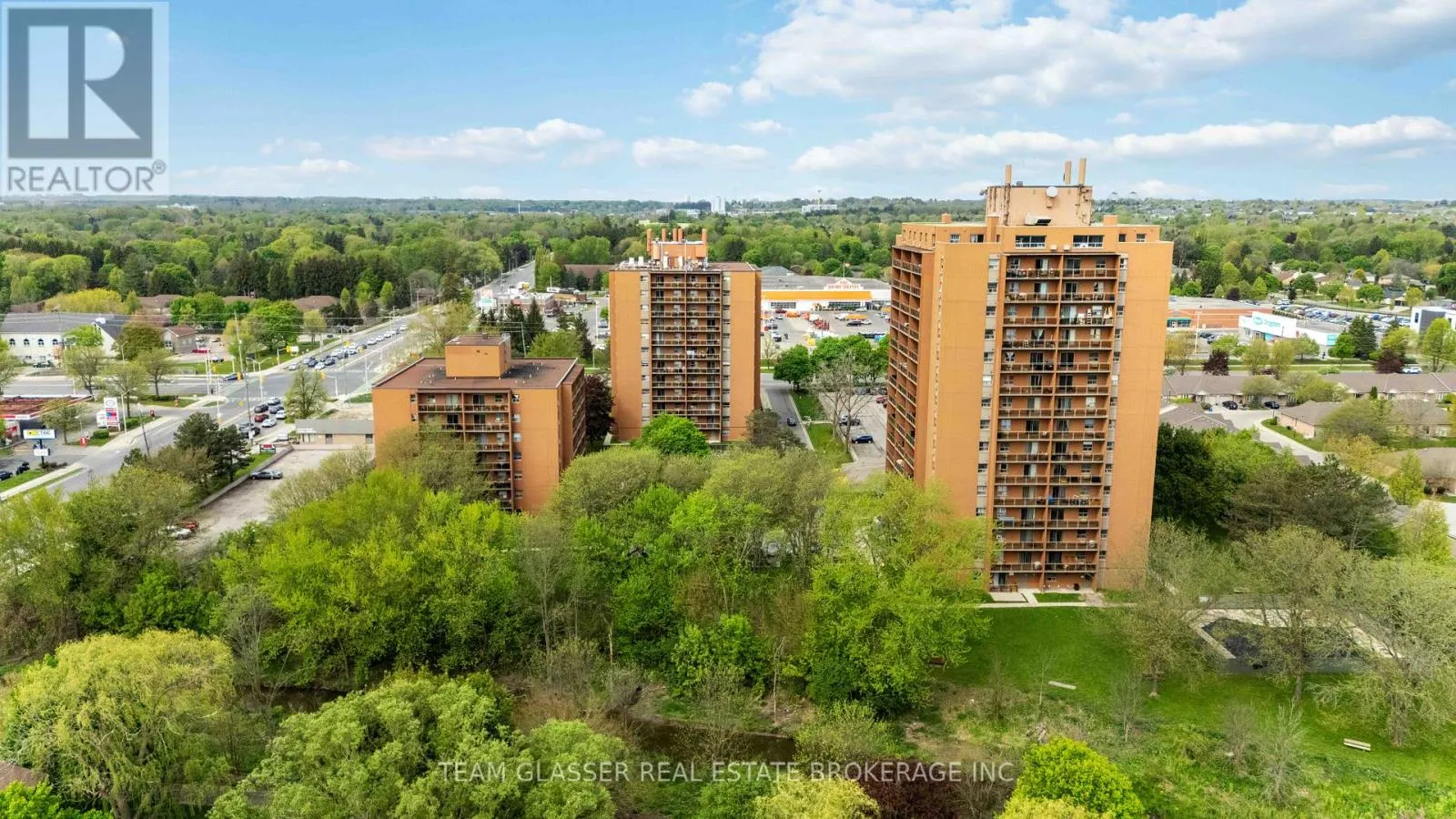 112 - 1560 ADELAIDE STREET N, #112