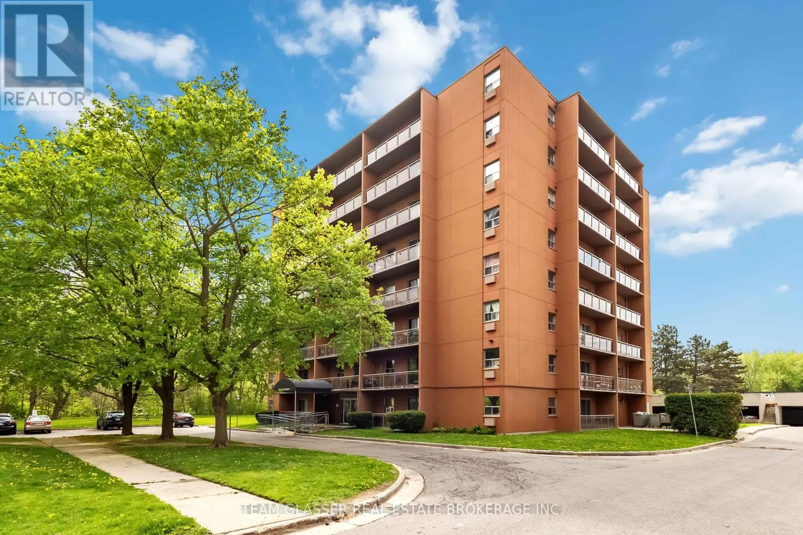 112 - 1560 ADELAIDE STREET N, #112