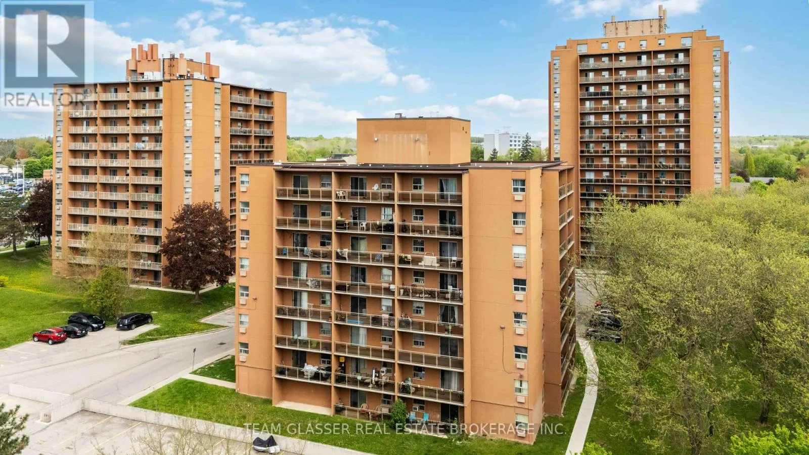 112 - 1560 ADELAIDE STREET N, #112
