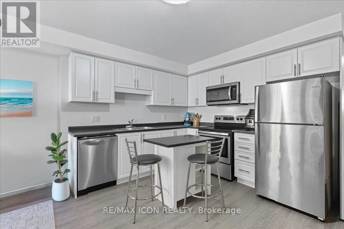D11 - 160 ROCHEFORT STREET