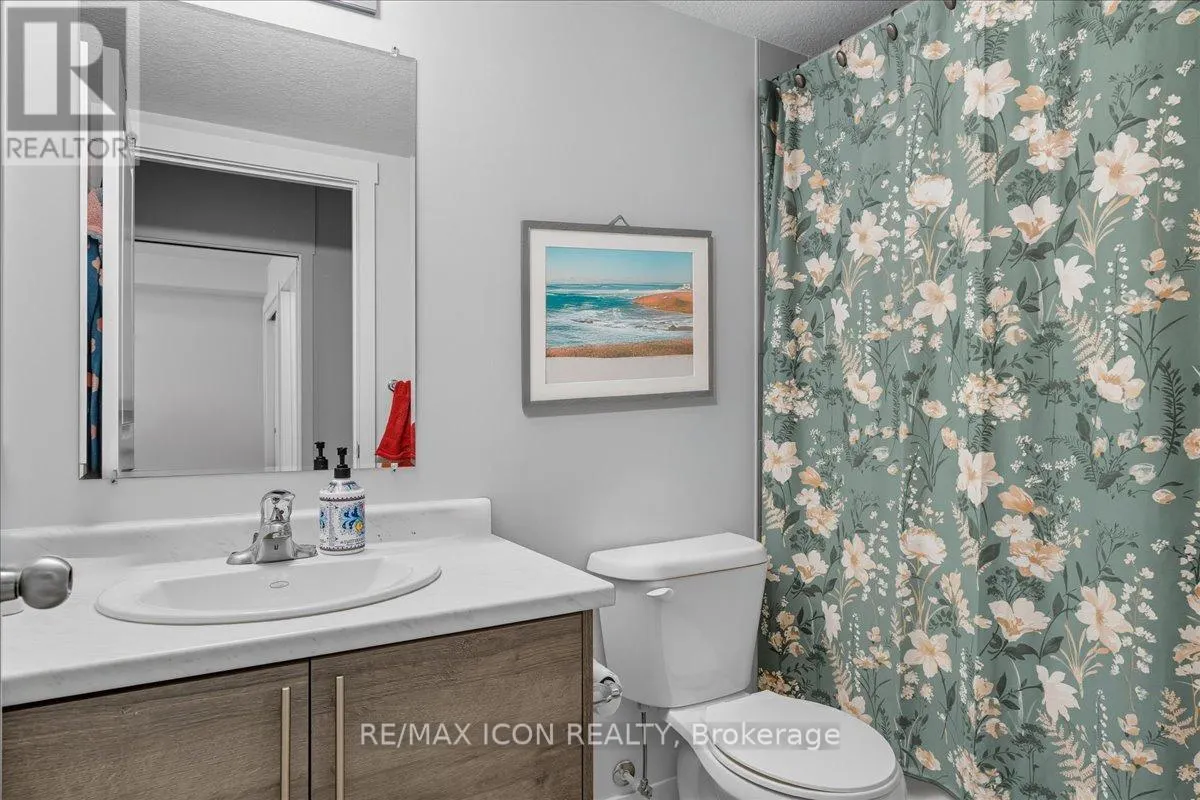 D11 - 160 ROCHEFORT STREET