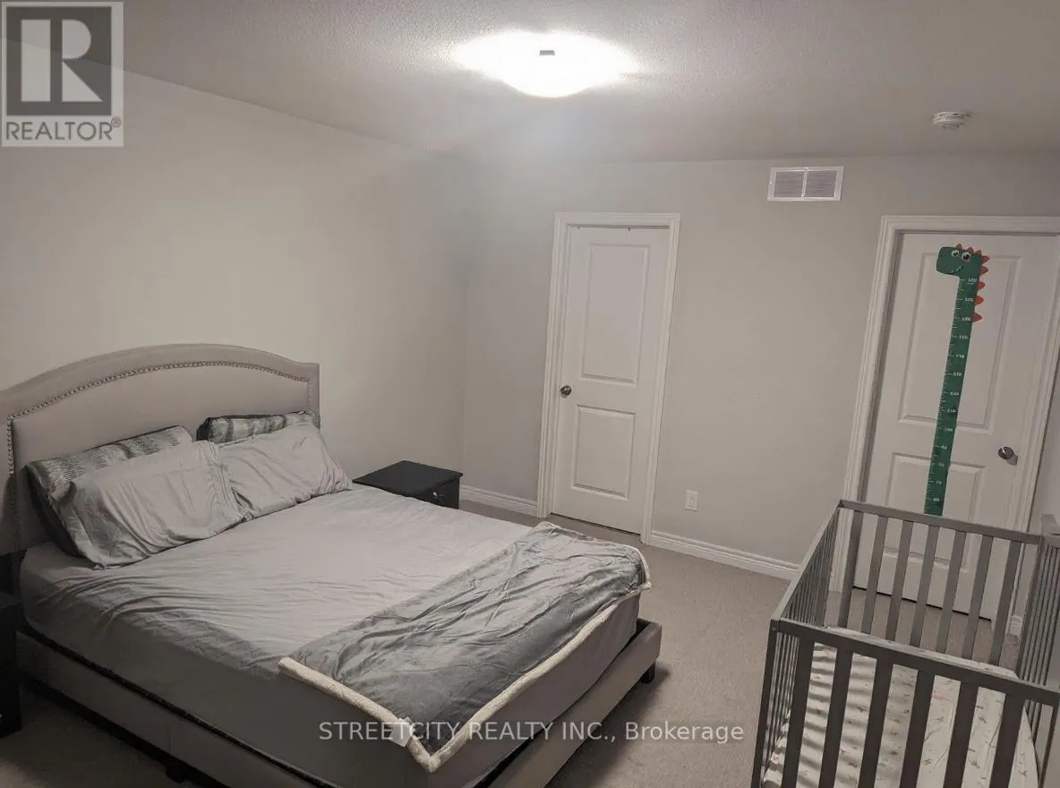 32 BOUNTY AVENUE